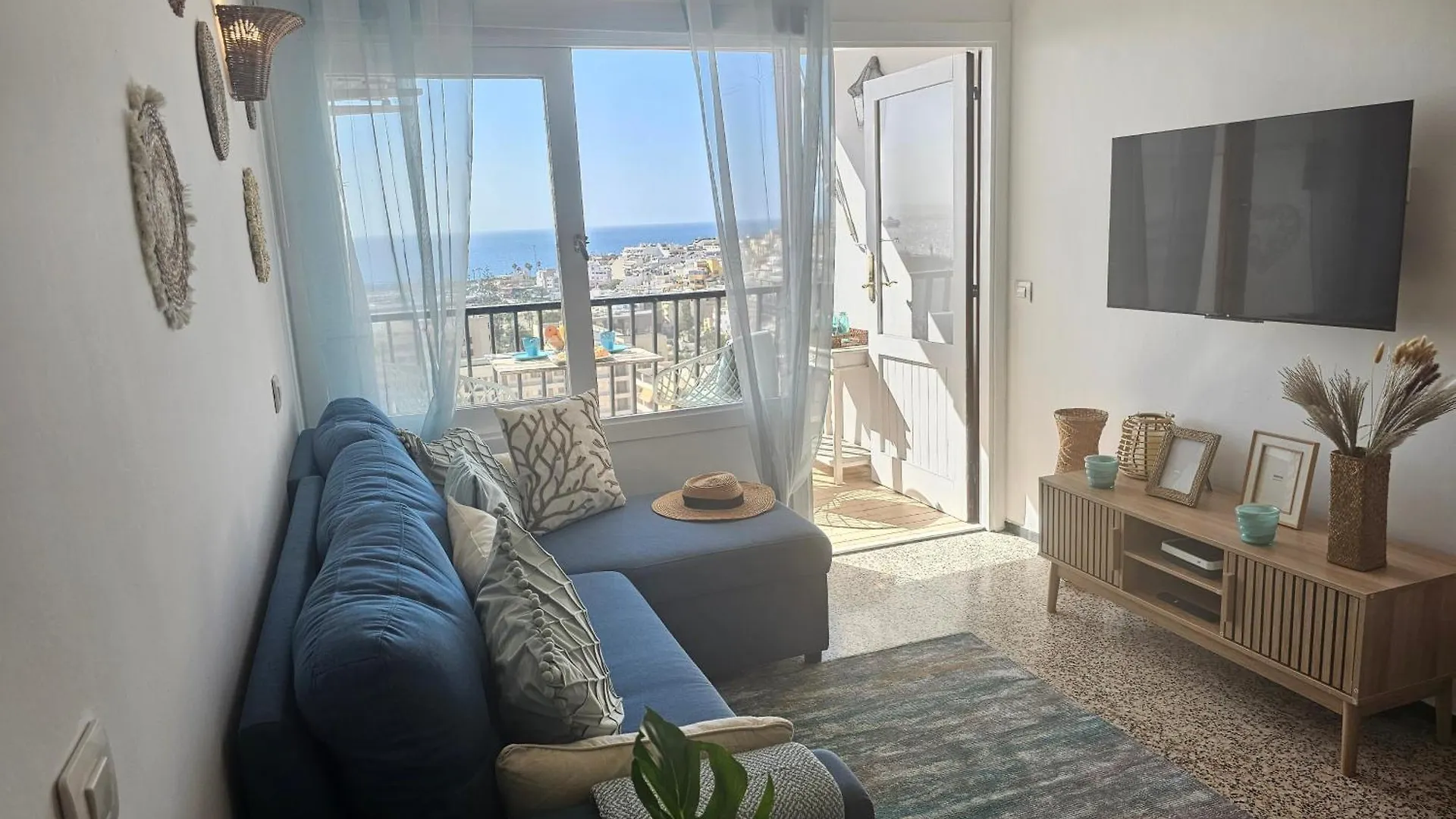 New Neverending Seaview, Achacay Tenerife Los Cristianos  Apartamento Los Cristianos (Tenerife)